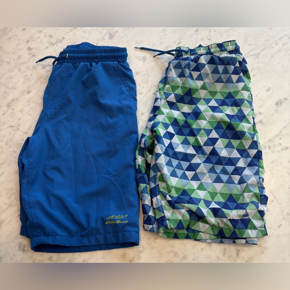 2pair for $14, Boys Eddie Bauer, like new swimsuits with lining, Size 14-16,